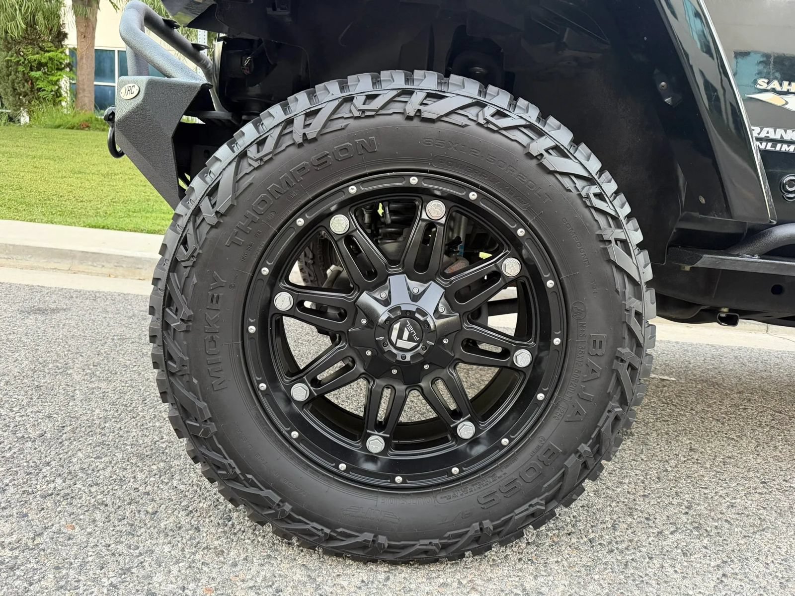 Used 2014 Jeep Wrangler Unlimited Sahara w/ Connectivity Group AWD/4WD image 25