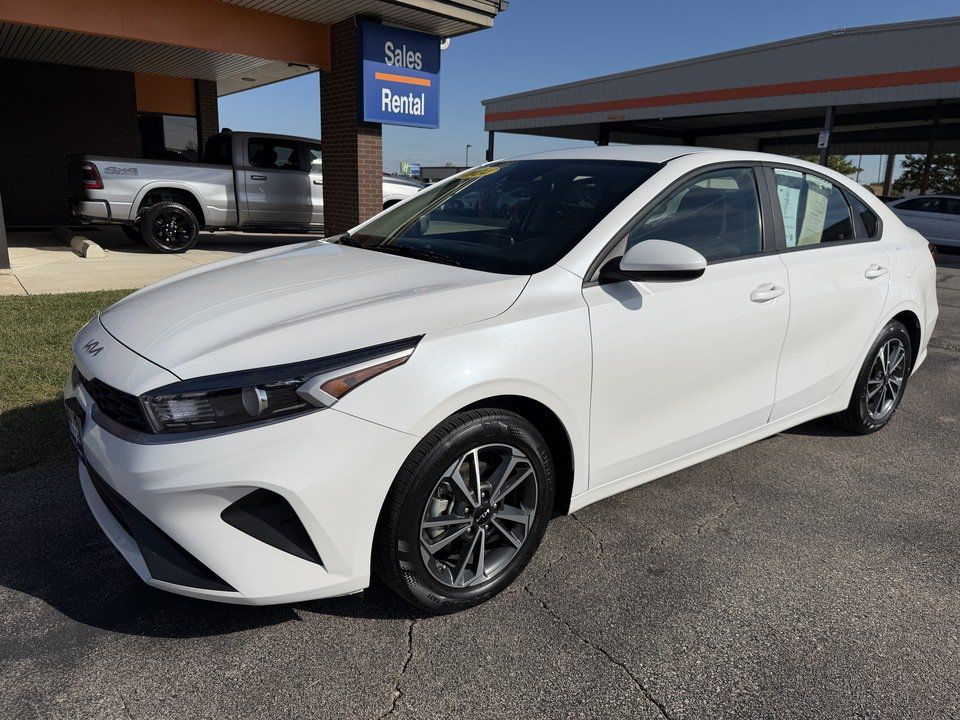 Used 2024 Kia Forte LXS FWD image 1