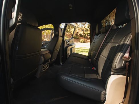 Used 2020 Chevrolet Silverado 1500 LT w/ All-Star Edition image 28