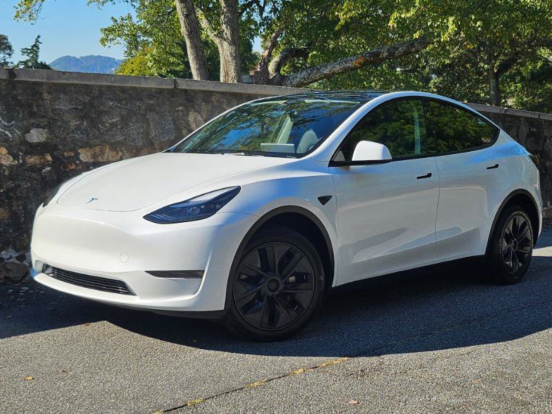 Used 2025 Tesla Model Y Long Range AWD/4WD image 5