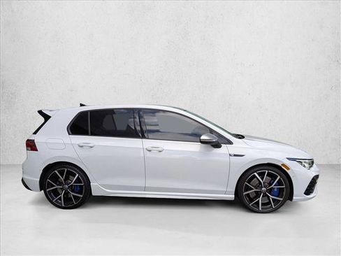 Used 2023 Volkswagen Golf R image 4
