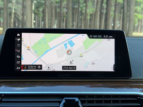 Used 2019 BMW 530i w/ Executive Package image 4