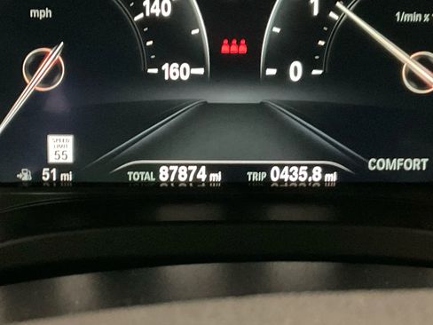 Used 2019 BMW X3 xDrive30i w/ Driving Assistance Package image 18