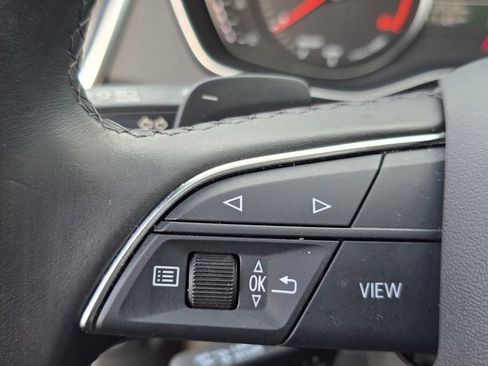 Used 2023 Audi Q5 2.0T Premium w/ Convenience Package image 21