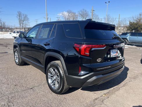 Used 2025 GMC Terrain Elevation image 5