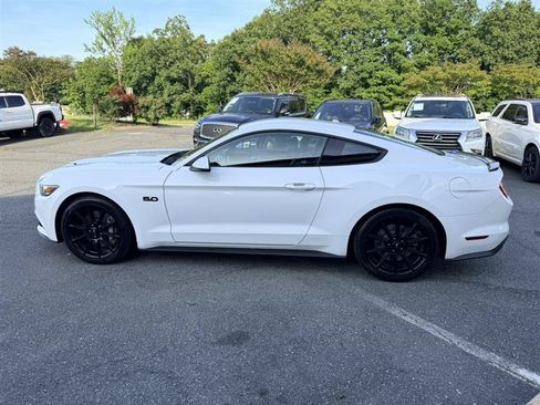 Used 2016 Ford Mustang GT Premium w/ Equipment Group 401A RWD image 8