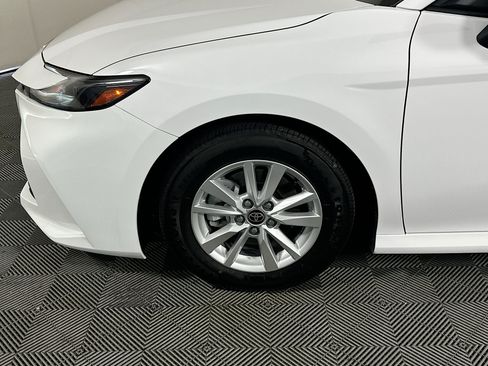 Used 2025 Toyota Camry LE FWD image 11