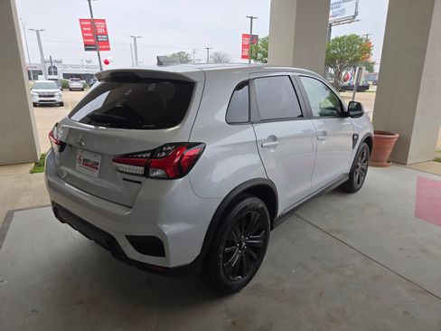 New 2026 Mitsubishi Outlander Sport LE AWD/4WD image 5