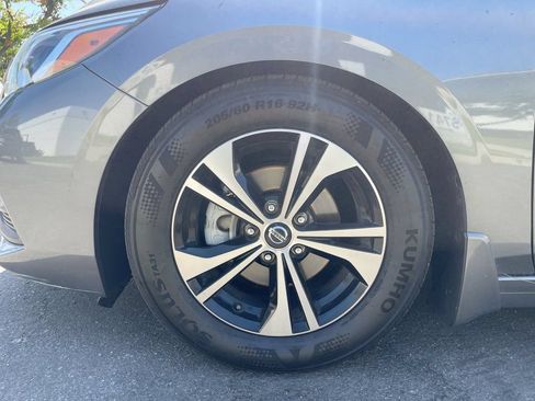 Used 2020 Nissan Sentra SV FWD image 18