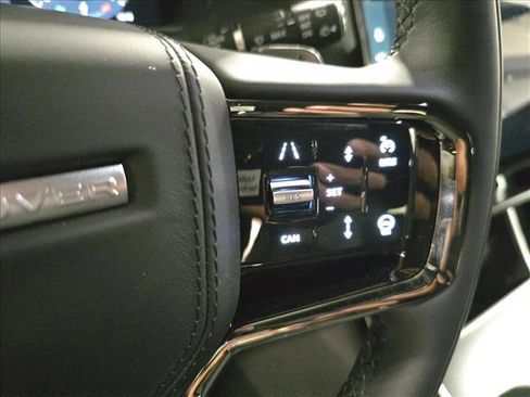 New 2026 Land Rover Range Rover Velar S image 20