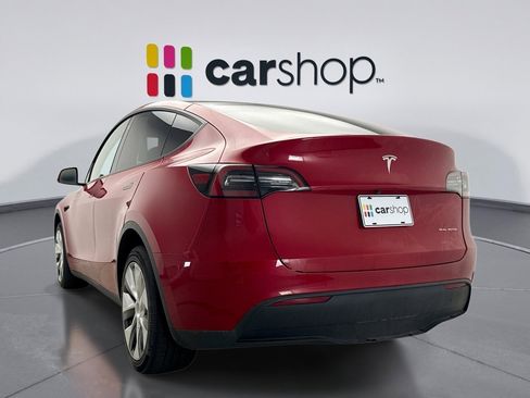 Used 2023 Tesla Model Y Long Range AWD/4WD image 3