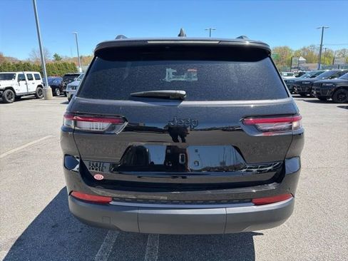 New 2026 Jeep Grand Cherokee L 4WD image 4