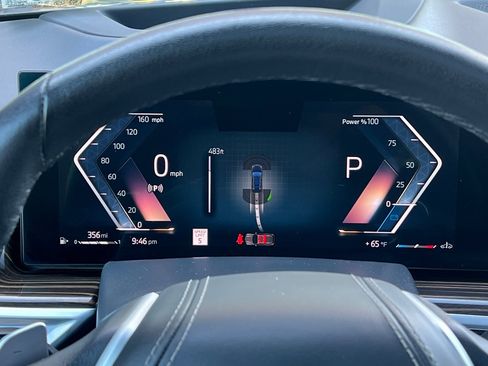 Used 2025 BMW X7 xDrive40i w/ Climate Comfort Package image 39