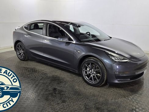 Used 2018 Tesla Model 3 Long Range AWD/4WD image 9
