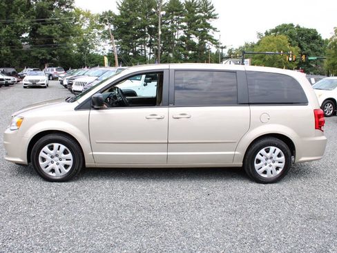 Used 2013 Dodge Grand Caravan SE FWD image 10