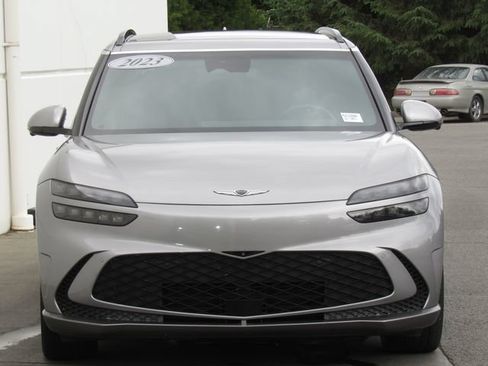 Used 2023 Genesis GV60 Advanced AWD/4WD image 3