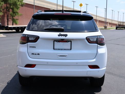 Used 2023 Jeep Compass High Altitude AWD/4WD image 28