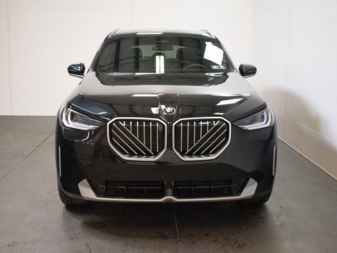 New 2026 BMW X3 xDrive30 w/ Premium Package image 2