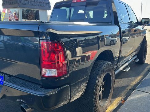 Used 2018 RAM 1500 Big Horn image 9