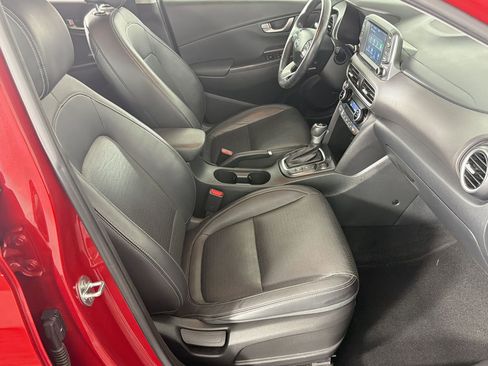 Used 2021 Hyundai Kona Limited w/ Cargo Package image 29