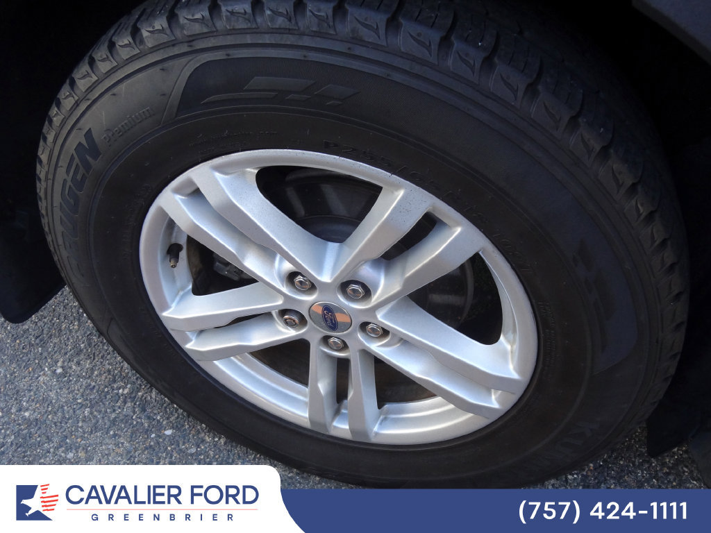 Used 2021 Ford Explorer XLT RWD image 11