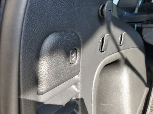 Used 2021 Jeep Grand Cherokee Laredo w/ Security & Convenience Group image 9