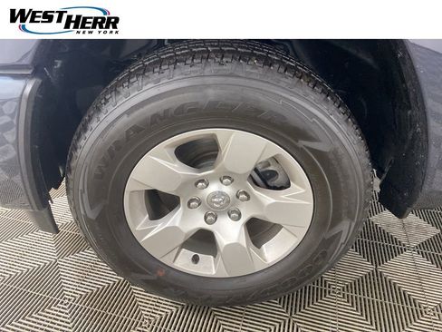 Used 2025 RAM 1500 Big Horn image 23