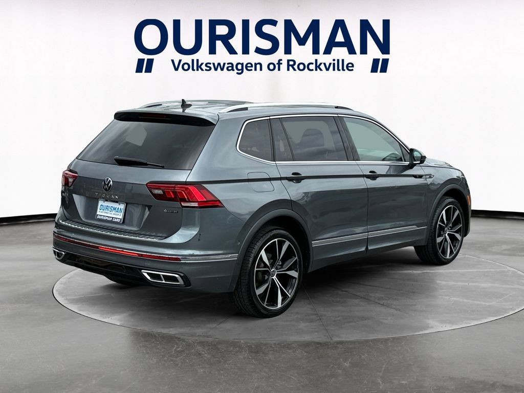 Used 2022 Volkswagen Tiguan SEL R-Line AWD/4WD image 6