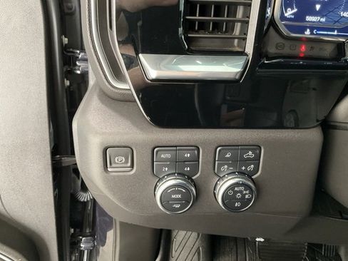 Used 2022 GMC Sierra 1500 SLT w/ SLT Premium Plus Package image 9