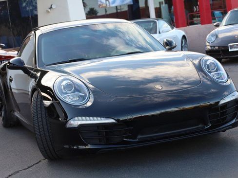 Used 2013 Porsche 911 Carrera RWD image 2