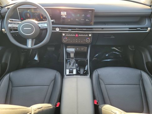 Certified 2025 Hyundai Tucson SEL image 13