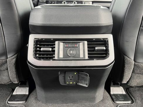 Used 2025 Ford F250 Platinum image 23