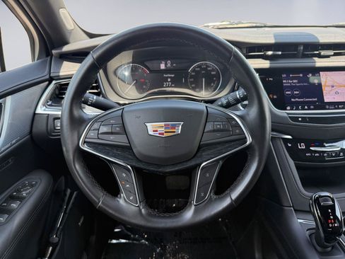 Certified 2023 Cadillac XT5 Premium Luxury AWD/4WD image 22