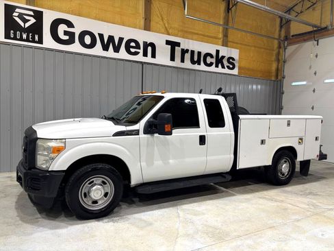 Used 2015 Ford F350 XL w/ Power Equipment Group image 4