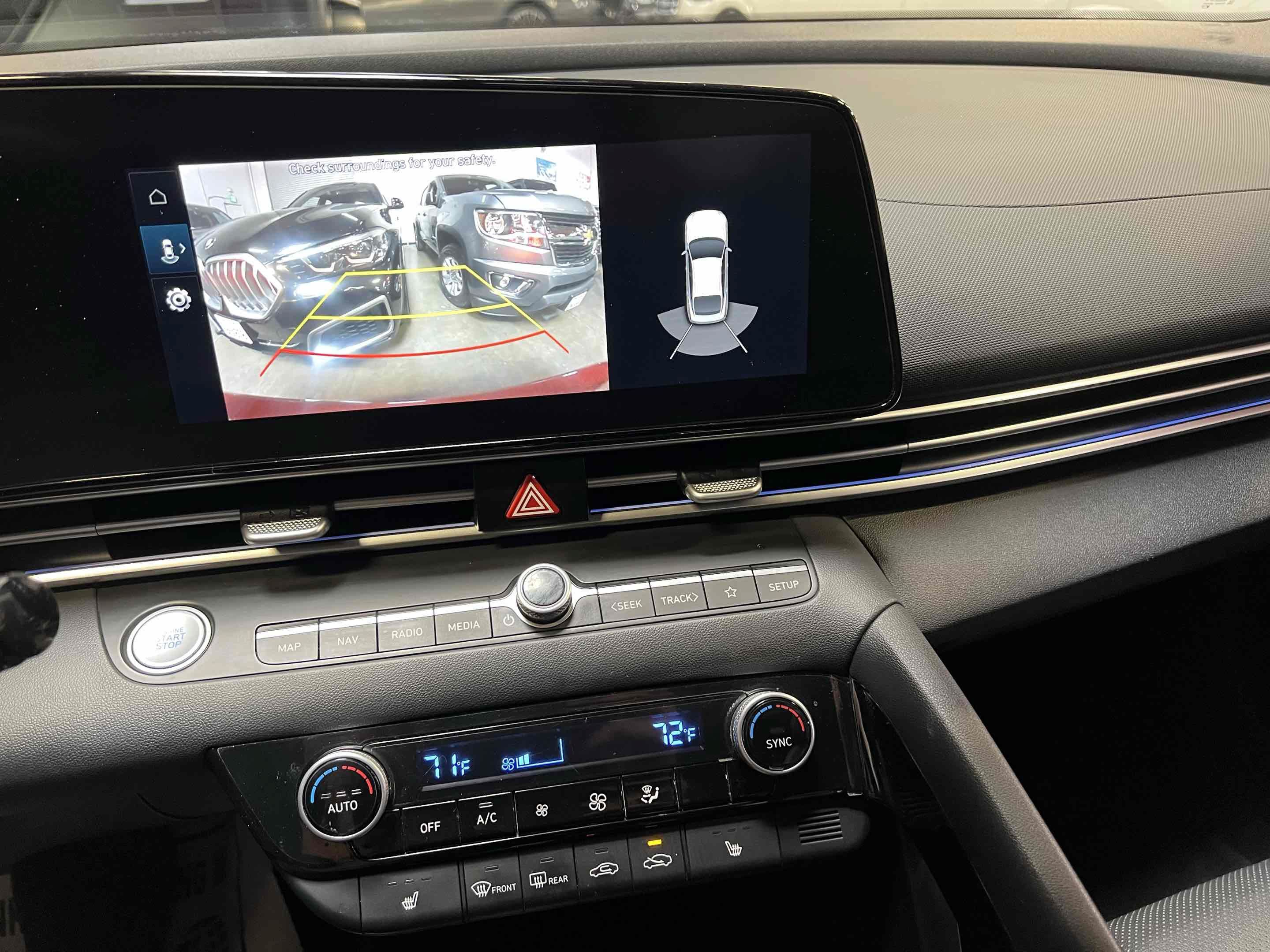 Used 2023 Hyundai Elantra Limited FWD image 8
