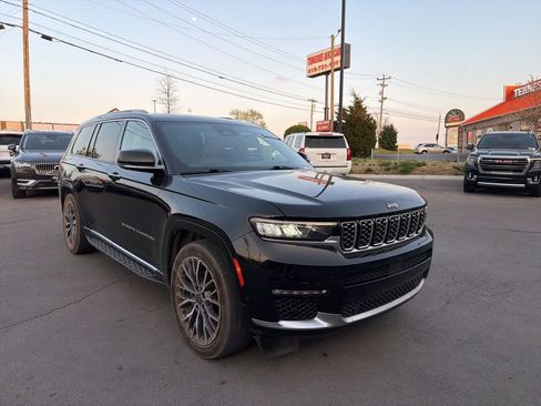 Used 2022 Jeep Grand Cherokee L Summit image 5