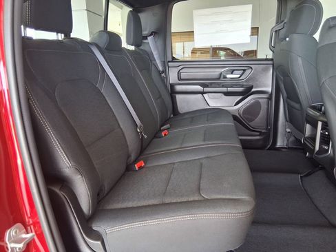 New 2026 RAM 1500 Express AWD/4WD image 14