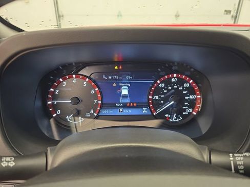 Used 2025 Nissan Frontier PRO-4X AWD/4WD image 29