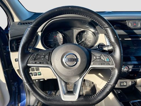 Used 2020 Nissan Rogue Sport SL image 11