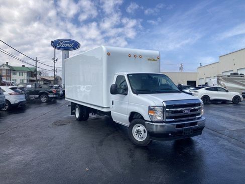 New 2027 Ford E-350 and Econoline 350 Super Duty w/ Power Equipment Group RWD image 1