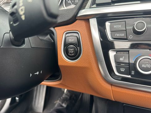 Used 2015 BMW 428i xDrive Convertible image 29