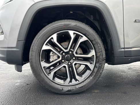 Used 2022 Jeep Compass Limited w/ Sun and Sound Group image 10