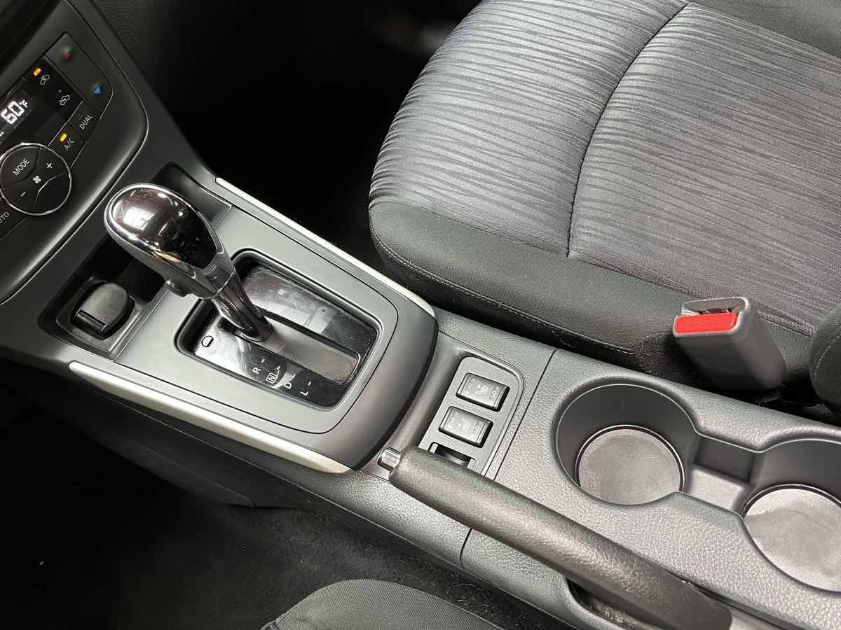 Used 2019 Nissan Sentra SV w/ Special Edition Package FWD image 17