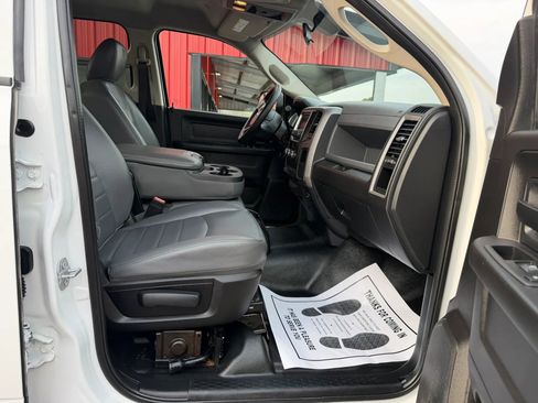 Used 2017 RAM 2500 Tradesman w/ Protection Group AWD/4WD image 11