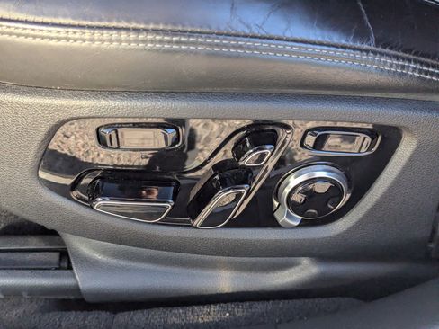 Used 2017 Genesis G90 5.0 Ultimate image 21