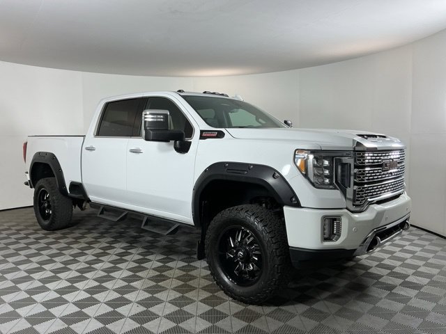 Used 2021 GMC Sierra 3500 Denali w/ Denali Ultimate Package AWD/4WD image 3