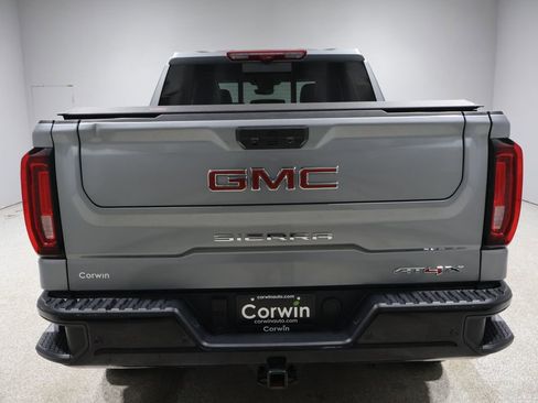 Used 2025 GMC Sierra 1500 AT4X image 3