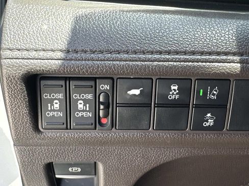 Used 2019 Honda Odyssey EX-L image 13