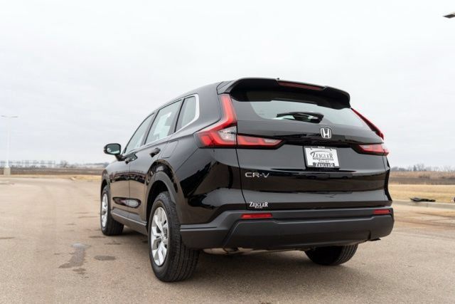 Used 2024 Honda CR-V LX image 5