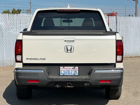 Used 2017 Honda Ridgeline RTL-T image 4